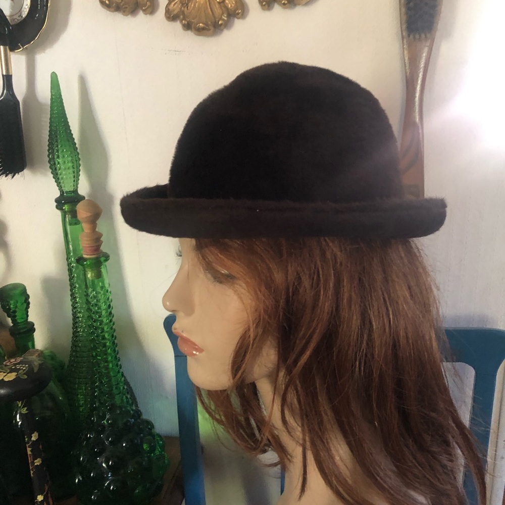 Vintage Brown Hat with Feather - Picture 7 of 16